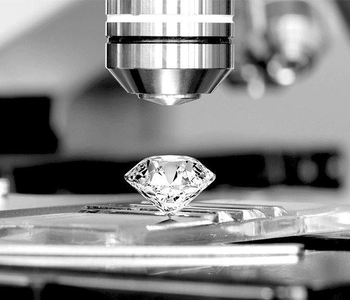 LAB-GROWN DIAMONDS - A REVOLUTIONARY APPROACH TO SPREADING SPARKLE